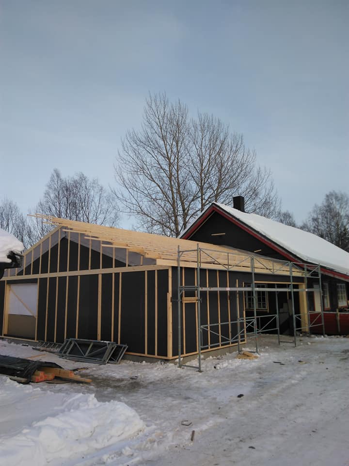 Nybygg – reisverk i vintersol – bilde 2