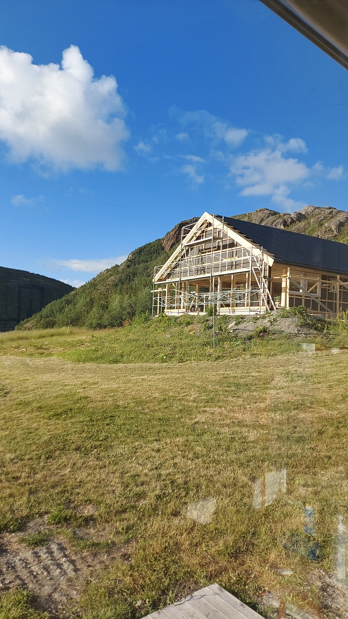 Nybygg ved fjorden – bilde 5
